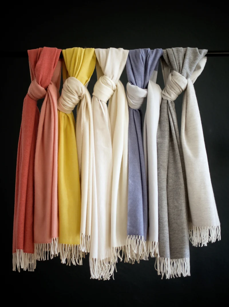 Schal aus Cashmere und Merino "Color-Blocks Greys"