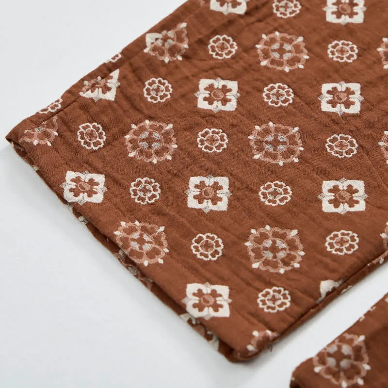 Retro-Pyjama-Set mit langen Ärmeln und geometrischem Muster