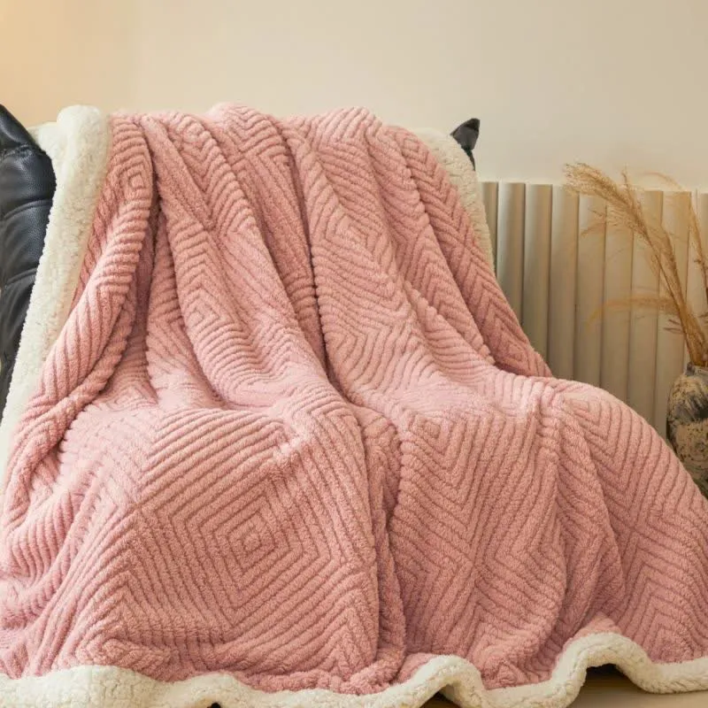 Geometrische Rautenmuster-Korallenfleece-Überwurfdecke