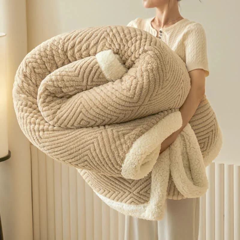 Geometrische Rautenmuster-Korallenfleece-Überwurfdecke