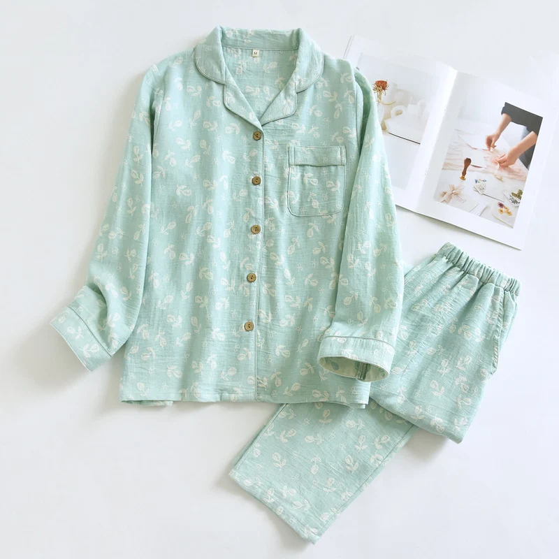 Pyjama-Set aus Baumwollgaze mit Blättermuster