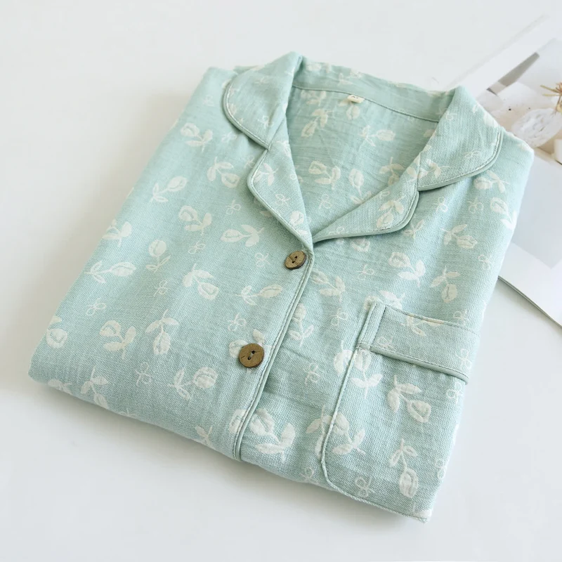 Pyjama-Set aus Baumwollgaze mit Blättermuster