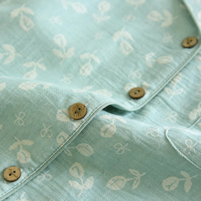 Pyjama-Set aus Baumwollgaze mit Blättermuster