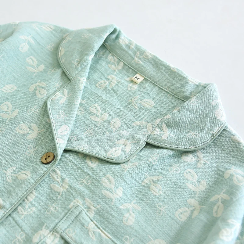Pyjama-Set aus Baumwollgaze mit Blättermuster