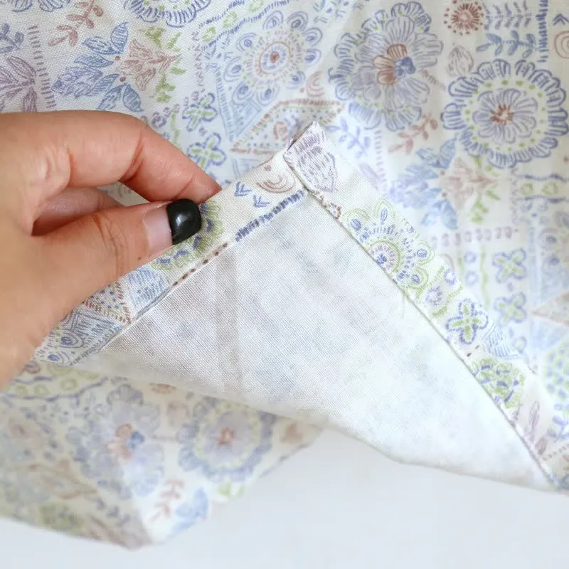 Kimono-Bademantel aus Baumwolle mit ethnischem Vintage-Blumenmuster