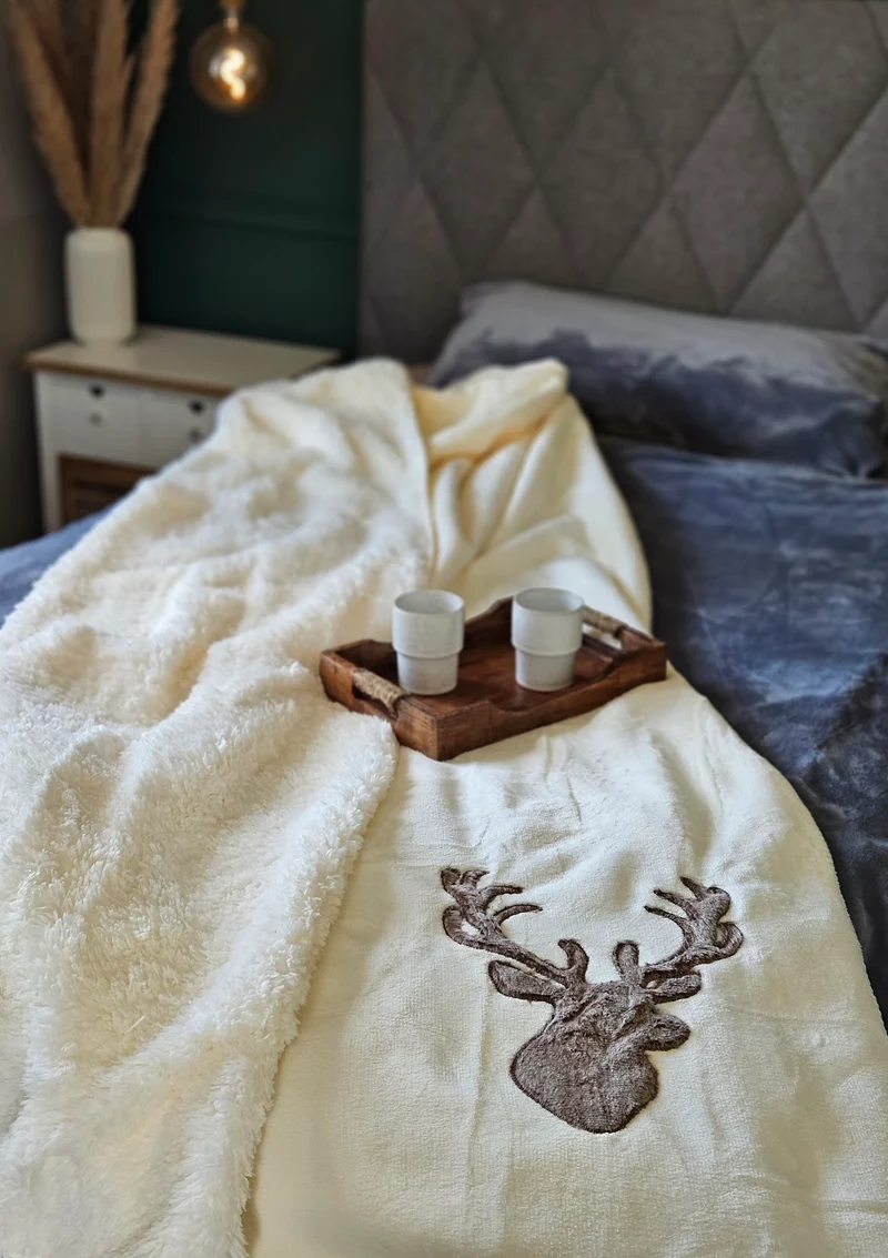 Decke Kuscheldecke Tagesdecke Wohndecke Hirsch Winter 150x200 kuschelig weich