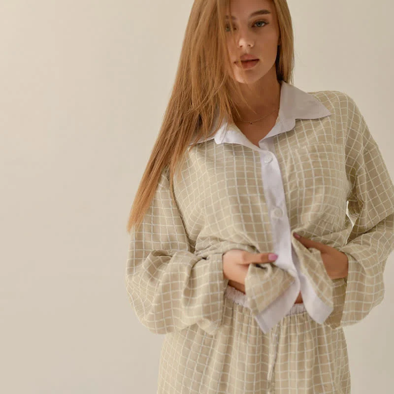 Minimalistisches kariertes Loungewear-Set im Resort-Stil