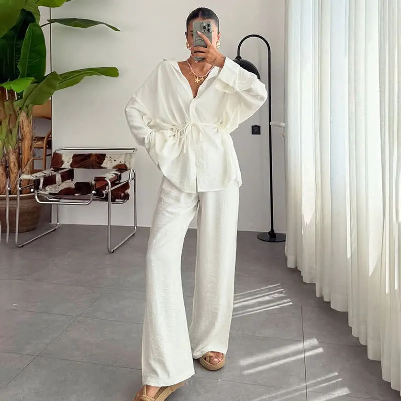 Loungewear-Set aus einfarbigem, strukturiertem Crinkle-Gewebe