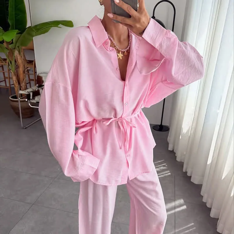 Loungewear-Set aus einfarbigem, strukturiertem Crinkle-Gewebe