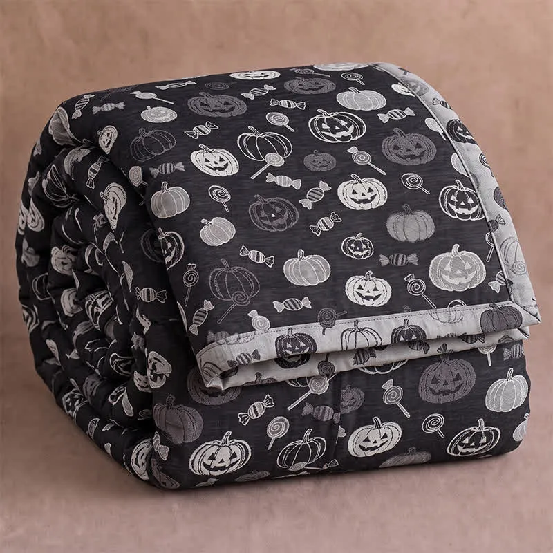 Schwarze Halloween-Kürbis-Süßigkeiten-Baumwolldecke