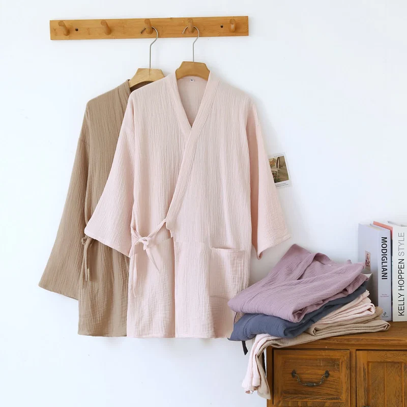 Unisex Minimalistischer Kimono aus Baumwollgaze Loungewear