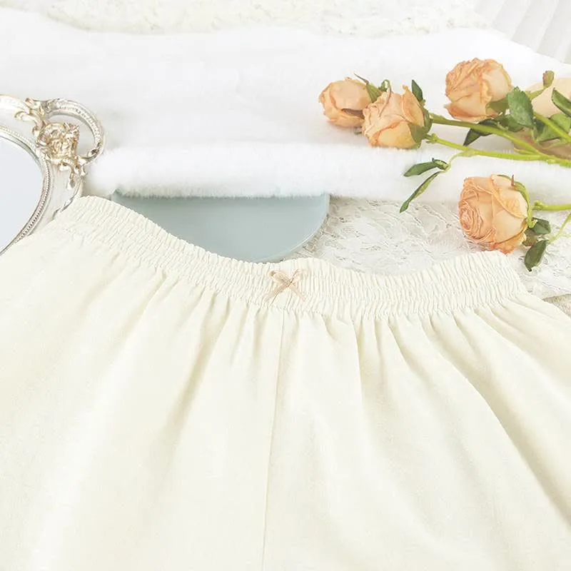 Schickes Loungewear-Set aus Baumwolle mit Rüschensaum