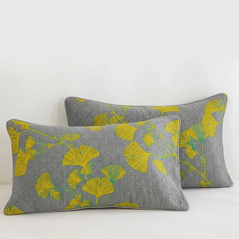 Wende-Steppdecke aus Baumwolle mit Retro-Gartenblumenmuster