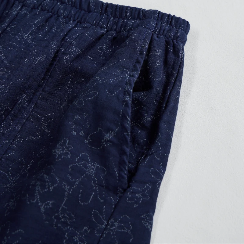 Retro-Loungewear-Set aus marineblauem Baumwoll-Tanktop mit Blumenmuster