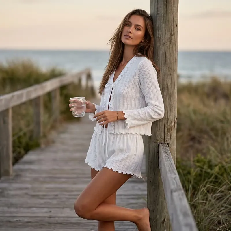 Weißes Loungewear-Set aus Baumwolle mit Rüschen