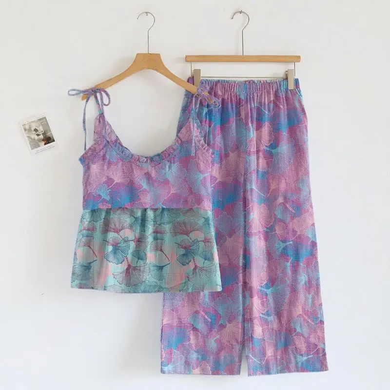 Traumhaftes Loungewear-Set mit Ginkgoblatt-Cami-Kleidung