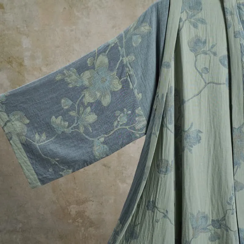 Kimono-Bademantel aus Baumwolle, salbeiblau mit Blumenmuster