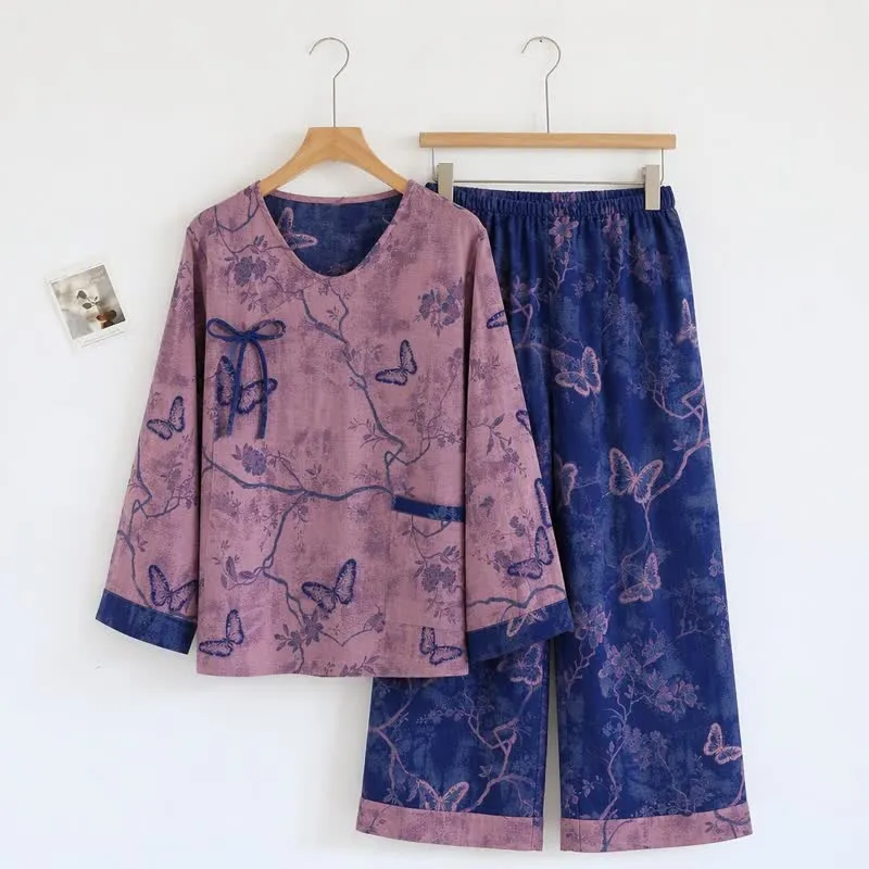 Retro-Loungewear-Set aus Baumwolle mit lila Schmetterlings- und Blumenmuster