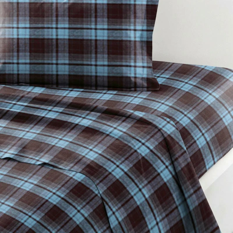 Klassisches kariertes Bettwäscheset für Einzelbett XL im Studentenwohnheim