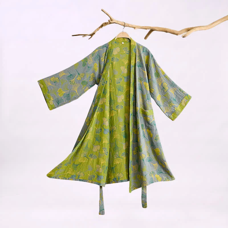 Kimono-Bademantel aus grün-grauem Ginkgoblatt-Baumwolle