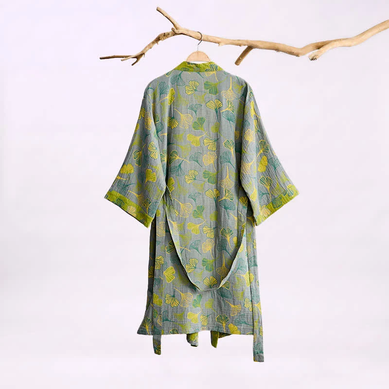 Kimono-Bademantel aus grün-grauem Ginkgoblatt-Baumwolle