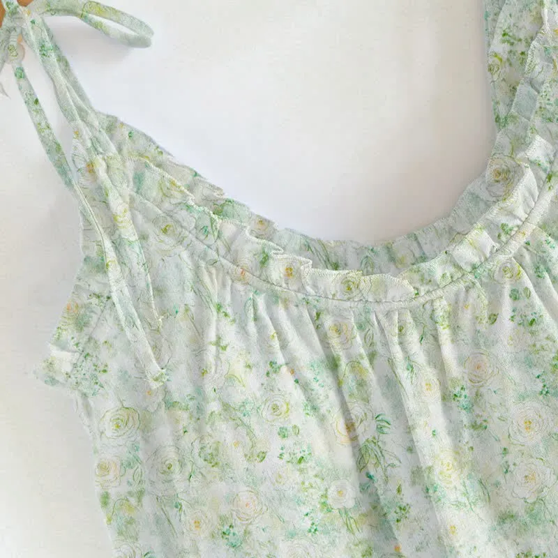 Loungewear mit Rosenmuster und Spaghettiträgern