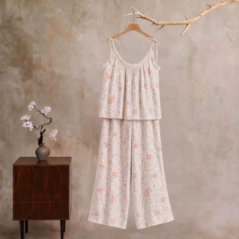 Loungewear-Set mit zartem Blumenmuster und Trägern