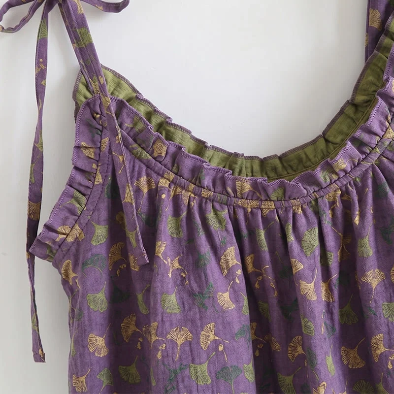 Romantisches Lounge-Set mit Blumenmuster: Trägertop und Hose