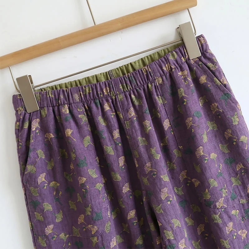 Romantisches Lounge-Set mit Blumenmuster: Trägertop und Hose