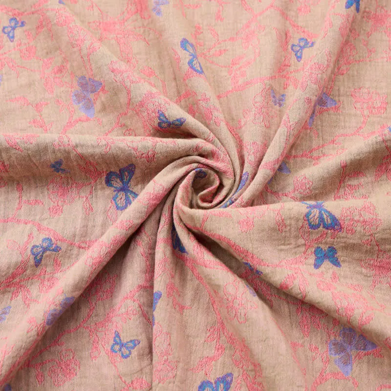Baumwoll-Jacquardstoff mit Schmetterlingsrankenmuster