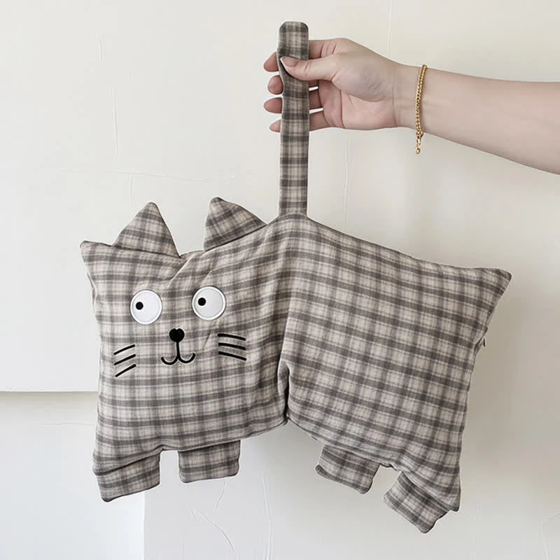 Kissen mit kariertem Katzenmotiv und Buchweizenfüllung