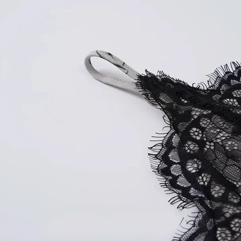 Romantisches Pyjama-Set mit floraler Spitze