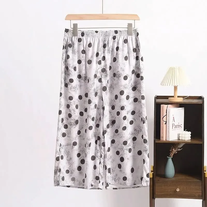 Gepunktete, kurze Pyjamahose