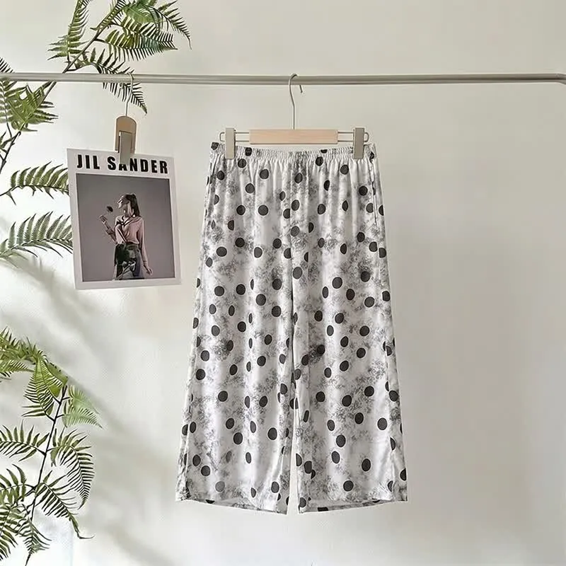 Gepunktete, kurze Pyjamahose