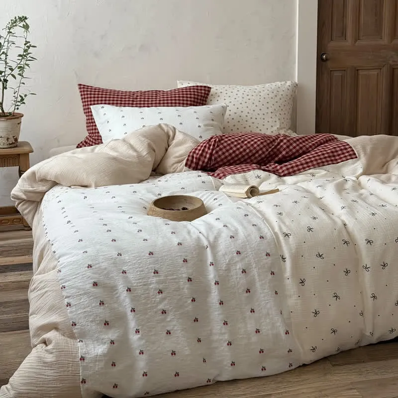 Bettwäsche-Set aus weicher, kuscheliger, weicher Baumwolle mit Kirsch-Gingham-Muster