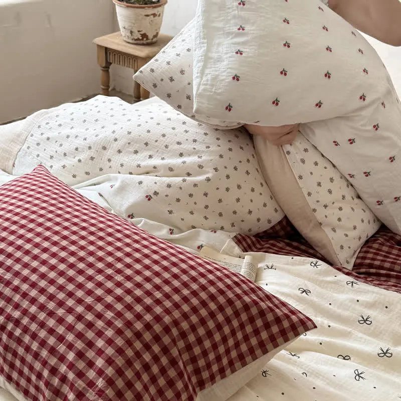 Bettwäsche-Set aus weicher, kuscheliger, weicher Baumwolle mit Kirsch-Gingham-Muster