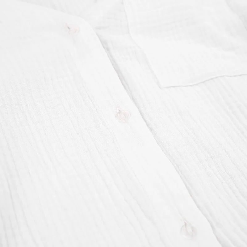 Pyjama-Set aus langärmeligem Oberteil und Shorts
