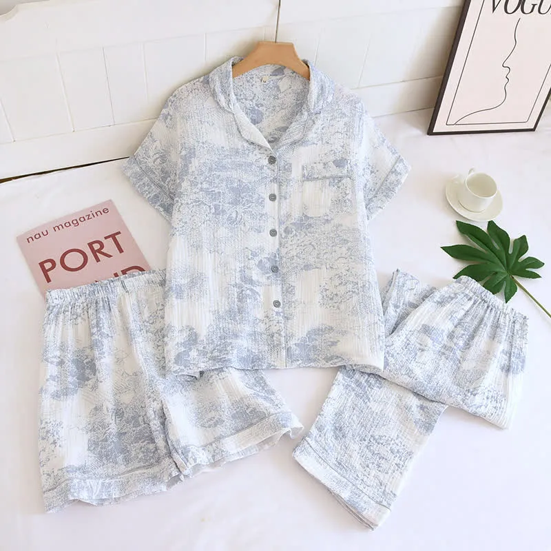 Dreiteiliger Pyjama-Satz aus Baumwollgaze mit Aquarellmuster