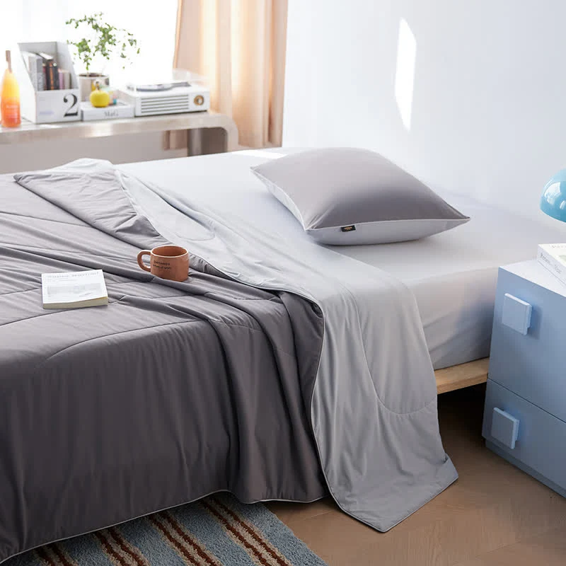 Nordic Cooling Lightweight Summer Blanketer