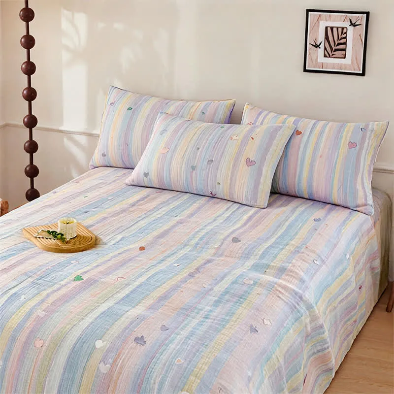 Weiches Bettwäsche-Set mit pastellfarbenen Regenbogenstreifen