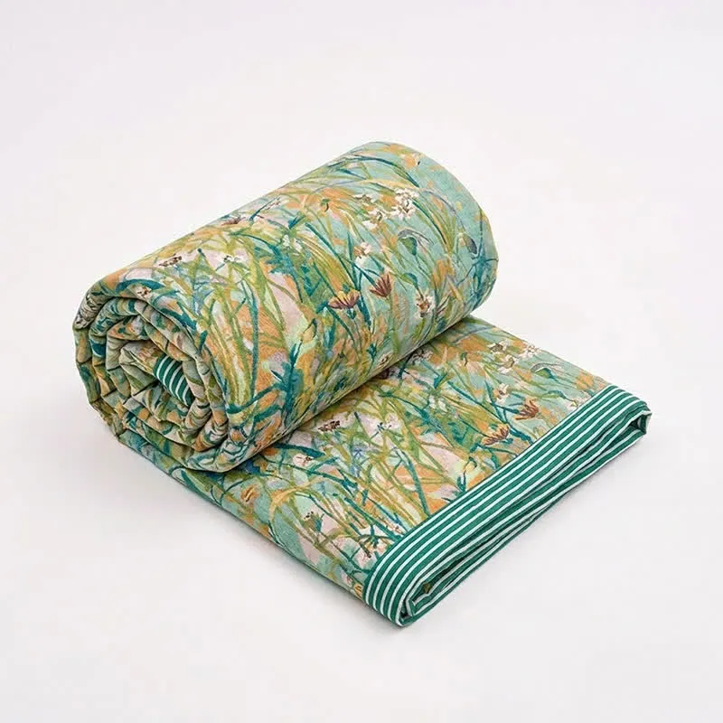 Vintage Iris Field Baumwoll-Jacquard-Decke/Steppdecke
