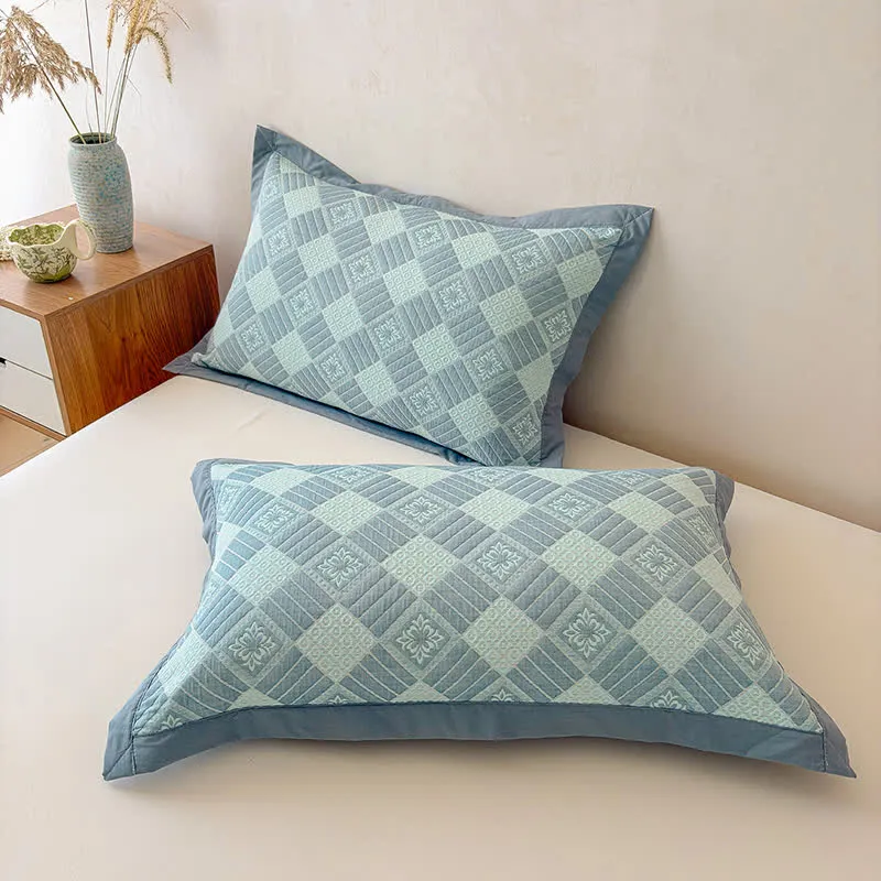 Wendbare 3-lagige geometrische Jacquard-Decke