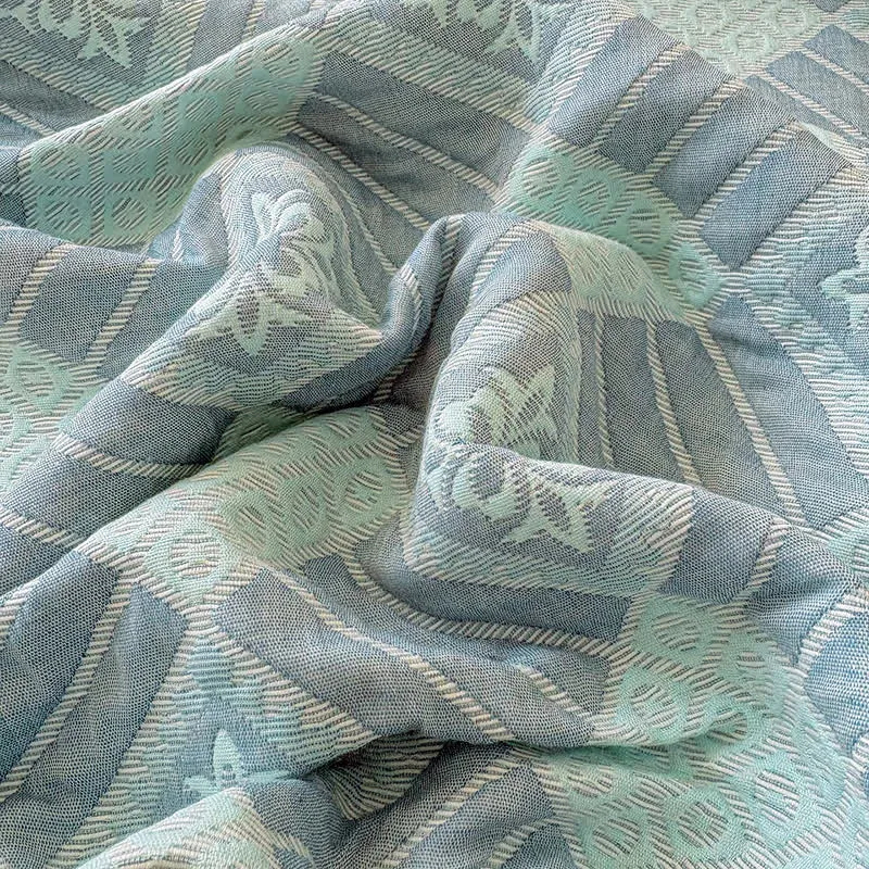 Wendbare 3-lagige geometrische Jacquard-Decke