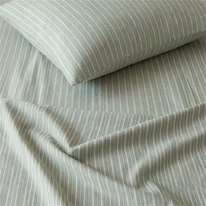 Bettwäsche-Set aus Baumwolle mit nordischen Streifen, Einzelbett XL