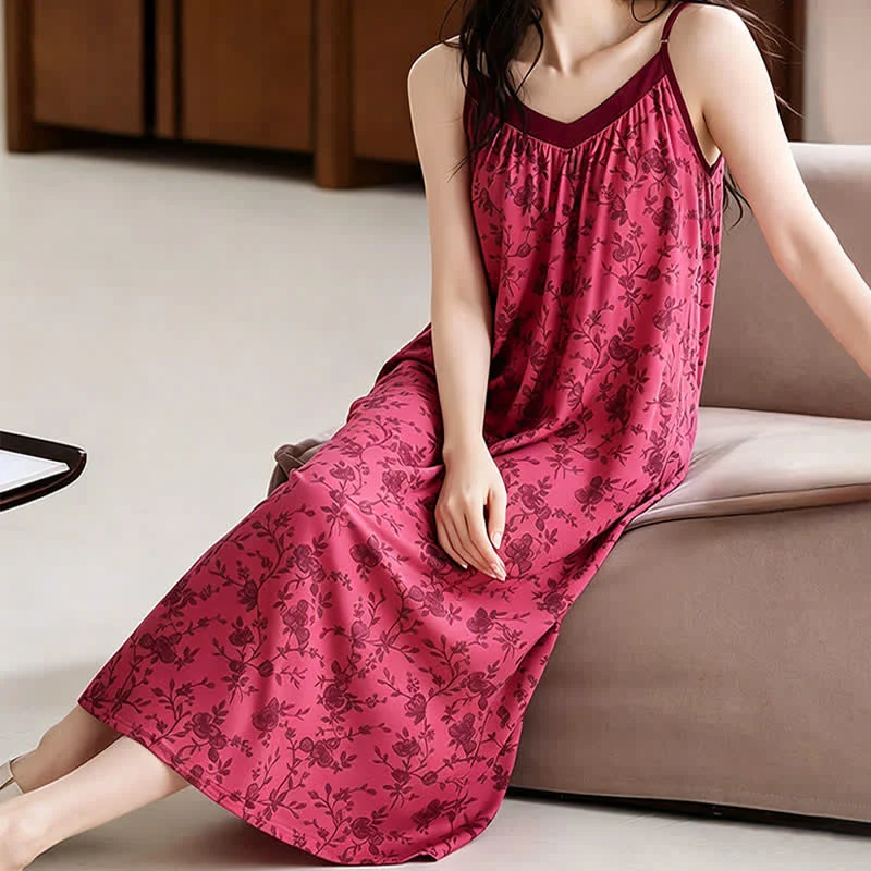 Hauskleid aus Baumwolle mit Rosenranken und Blumenmuster