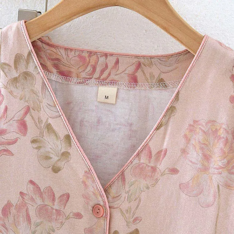Pyjama aus Baumwollgaze mit rosa Pfingstrosenmuster