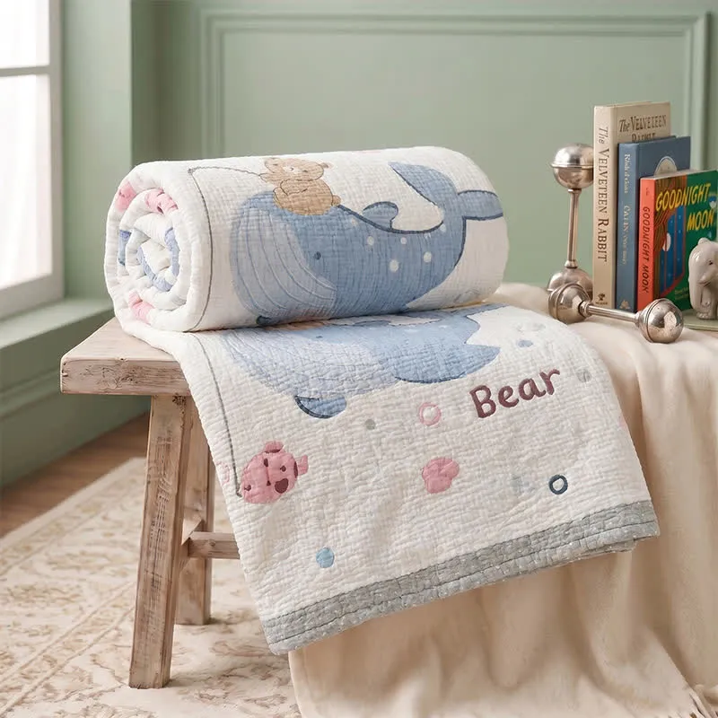 Babydecke aus Lyocell mit Wal- und Bärenmotiven