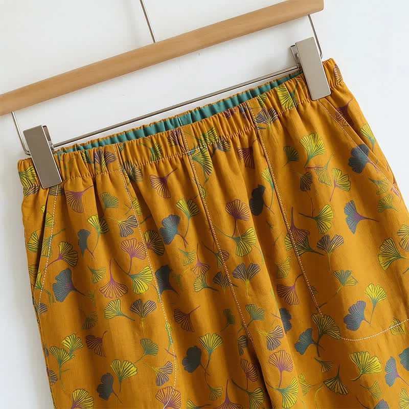 Loungewear-Set mit Ginkgoblatt-Print und Schulterbändern