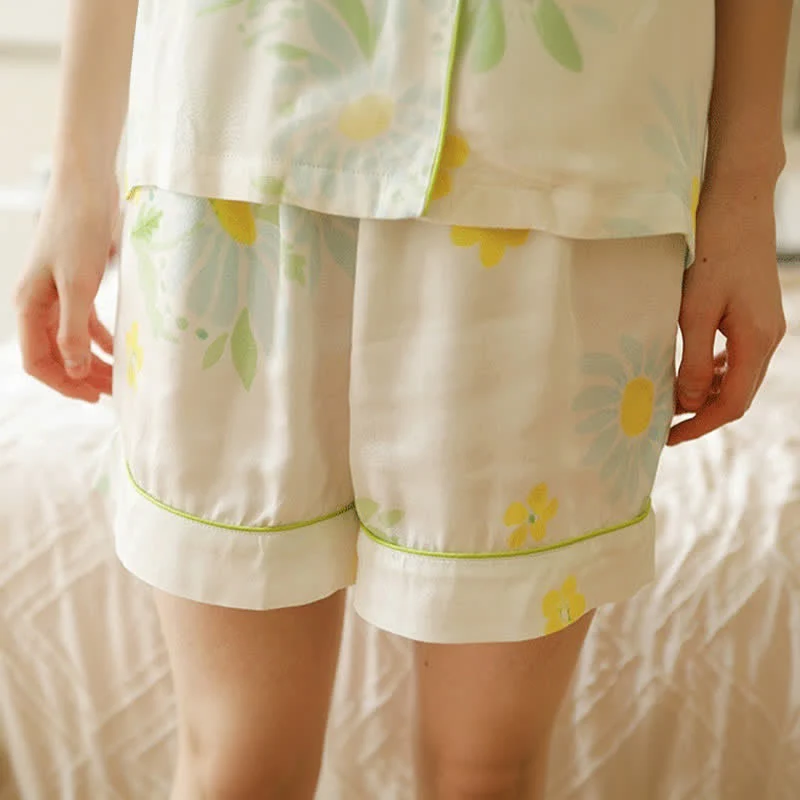 Pyjama-Shorts-Set mit Sonnenblumen-Minz-Kontrastbesatz