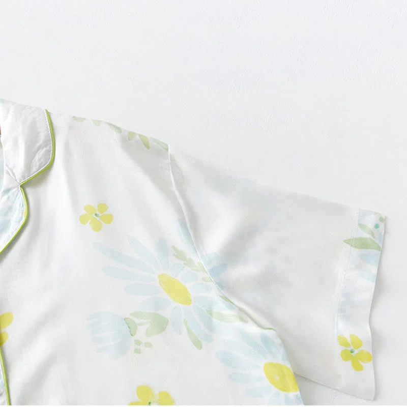 Pyjama-Shorts-Set mit Sonnenblumen-Minz-Kontrastbesatz
